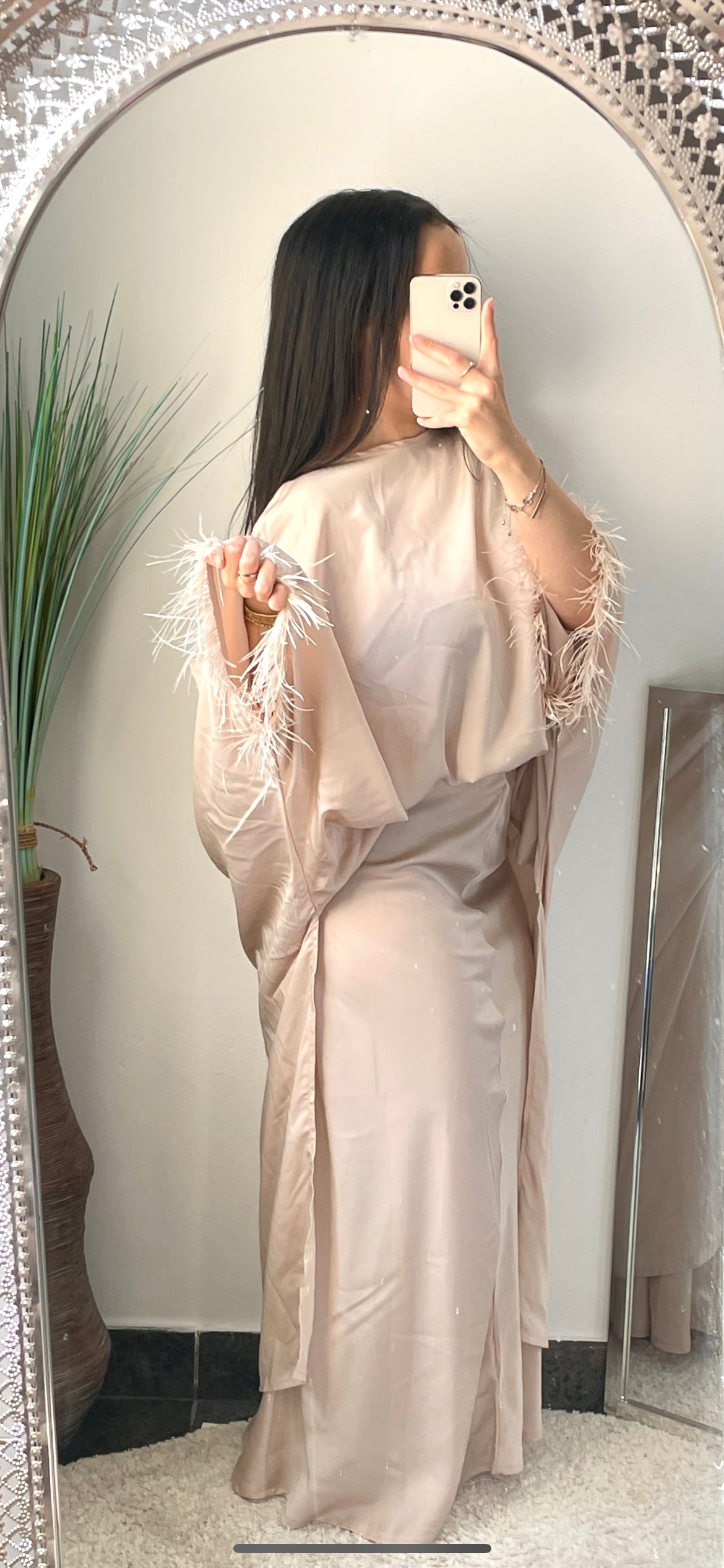 Glass - Ensemble top et jupe beige avec plume