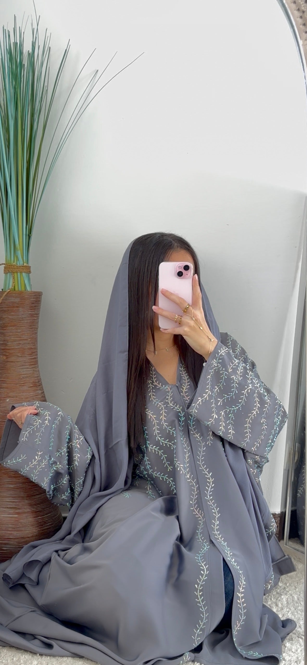 CRYSTAL - ABAYA STRASS GRIS AVEC FOULARD